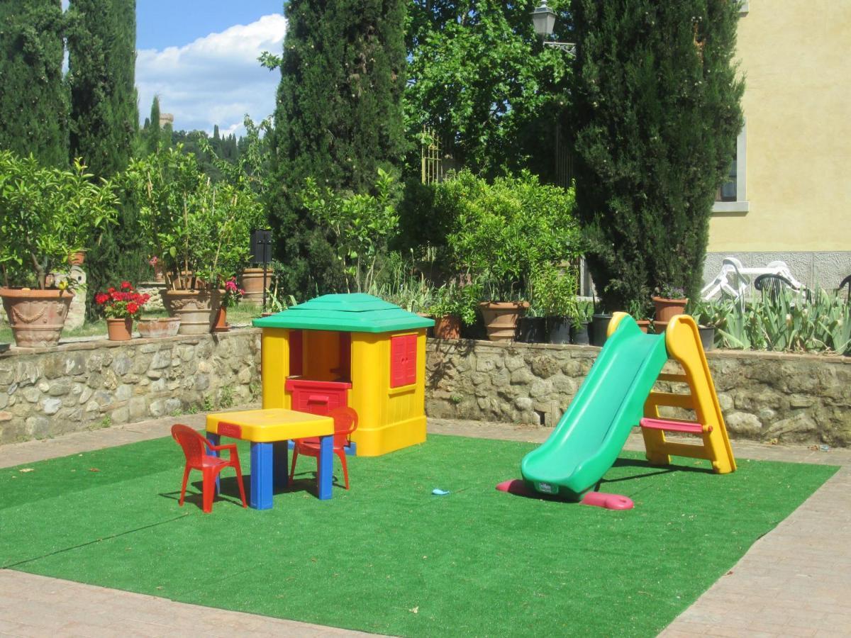 Primula Apartment Поджибонси Екстериор снимка